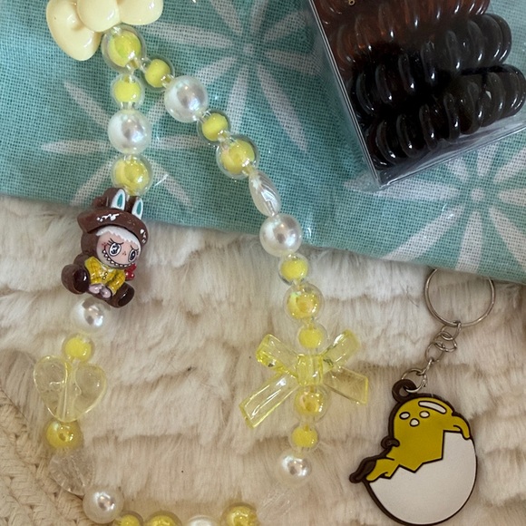 Kids and Adults Bunny Design Accessory Set - Picture 3 of 11